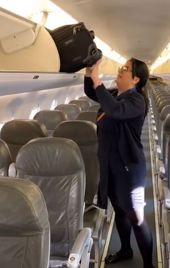 Flight Attendant Reveals Most Annoying Thing Passengers Do And It Happens Before Takeoff Nestia 