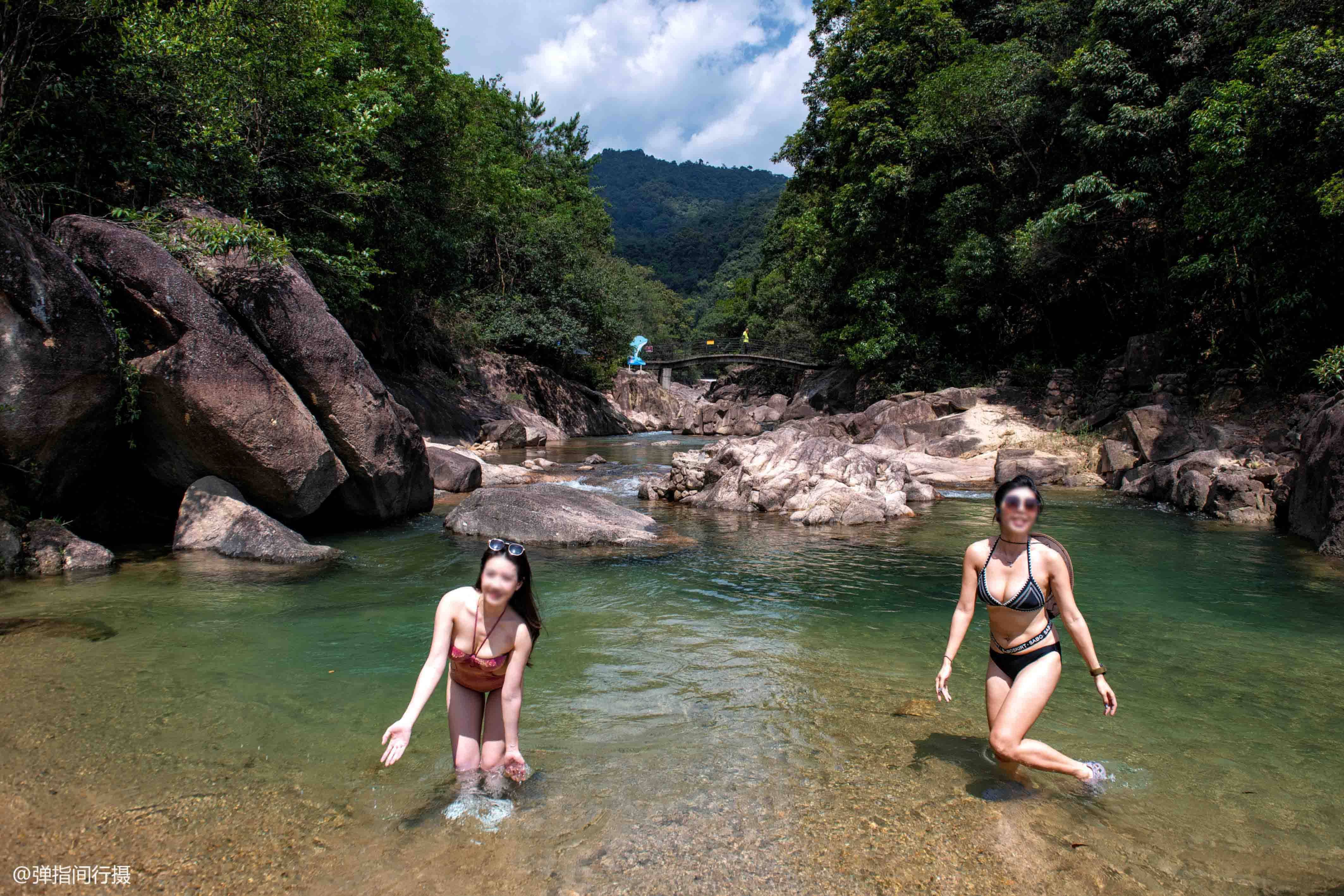 广州增城隐秘山谷，号称广东小九寨沟，是盛夏避暑度假的秘境