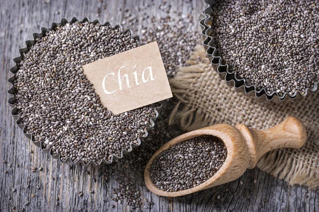 减肥人士追捧的「奇亚籽」，热量比你想象的高