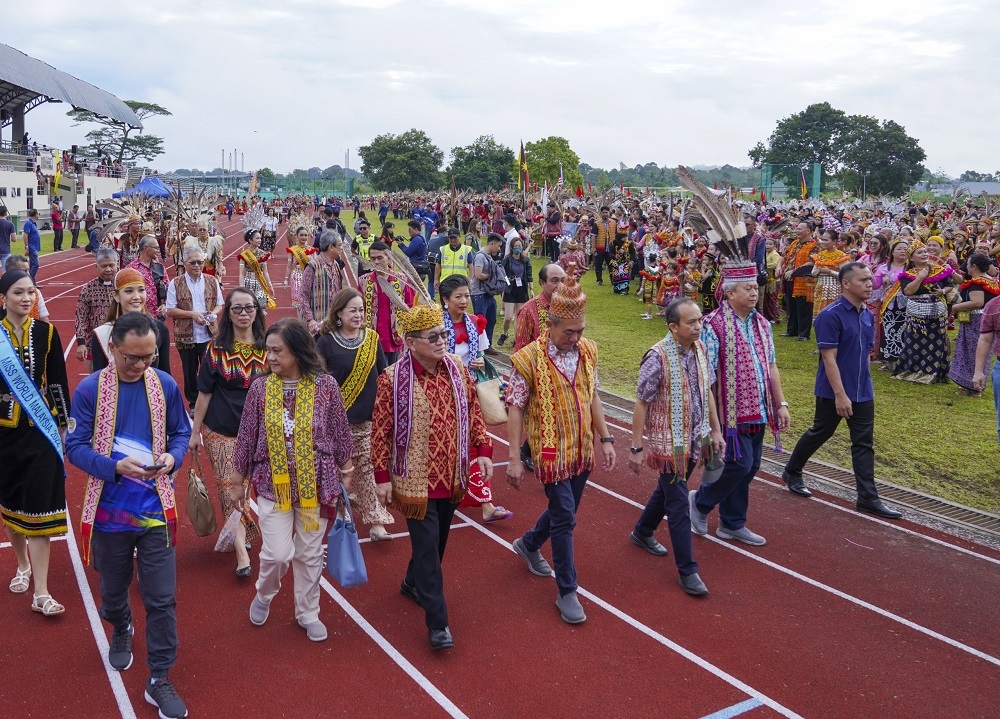 Betong comes alive in grand Gawai Dayak parade