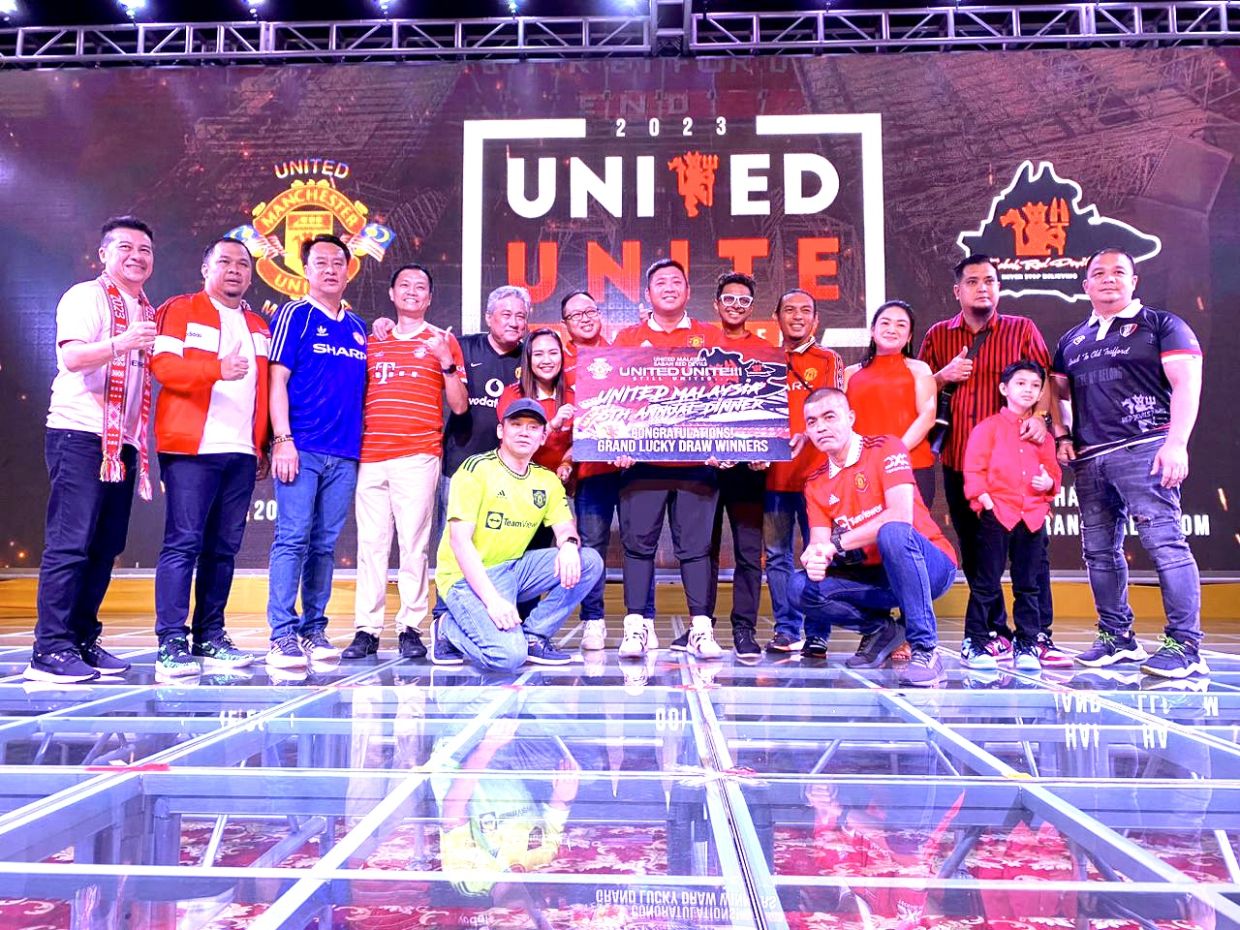 11 lucky Malaysians to watch Manchester United play in Old Trafford