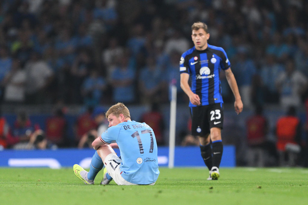 Kevin De Bruyne forced out of Champions League final in first half through injury