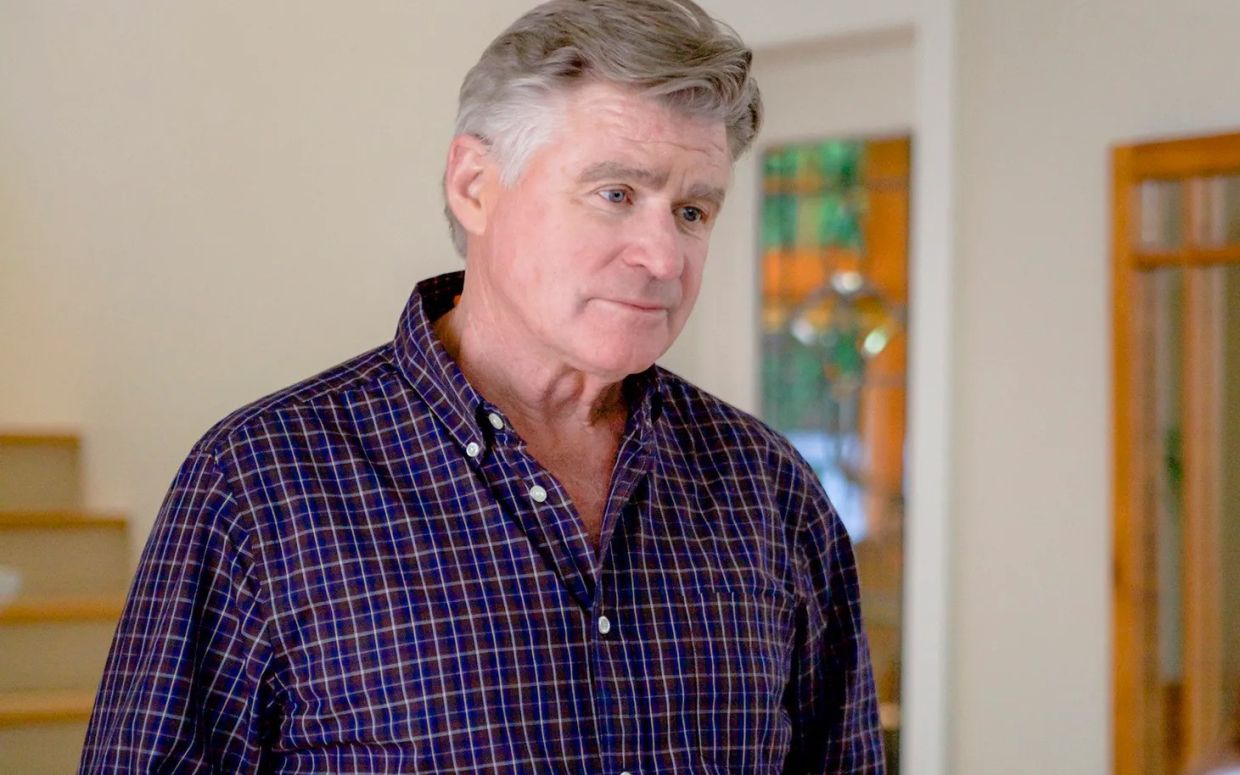 'Everwood' actor Treat Williams dies at 71 in motorcycle accident