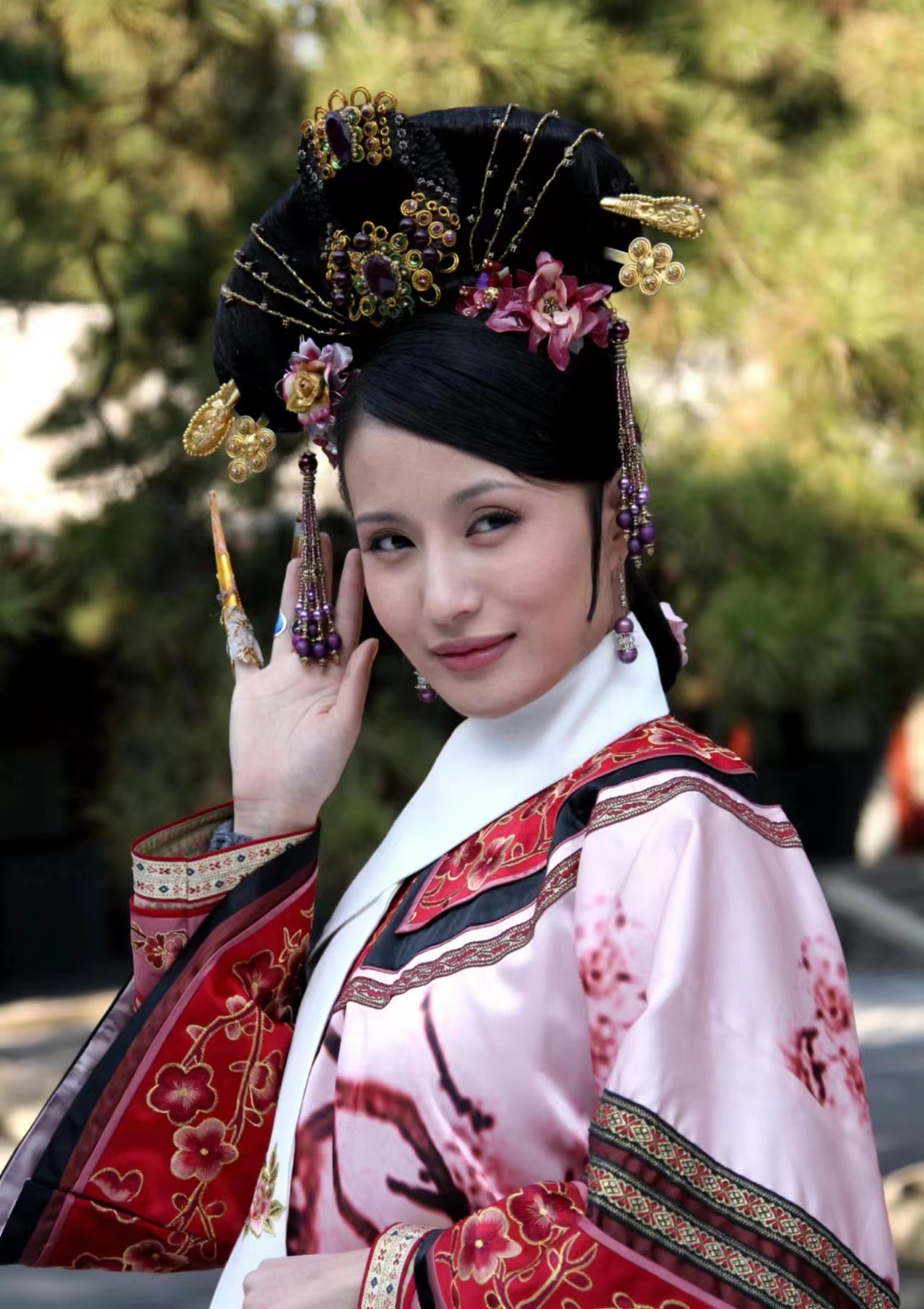 还记得《甄嬛传》里的欣贵人吗？她如今长这样！