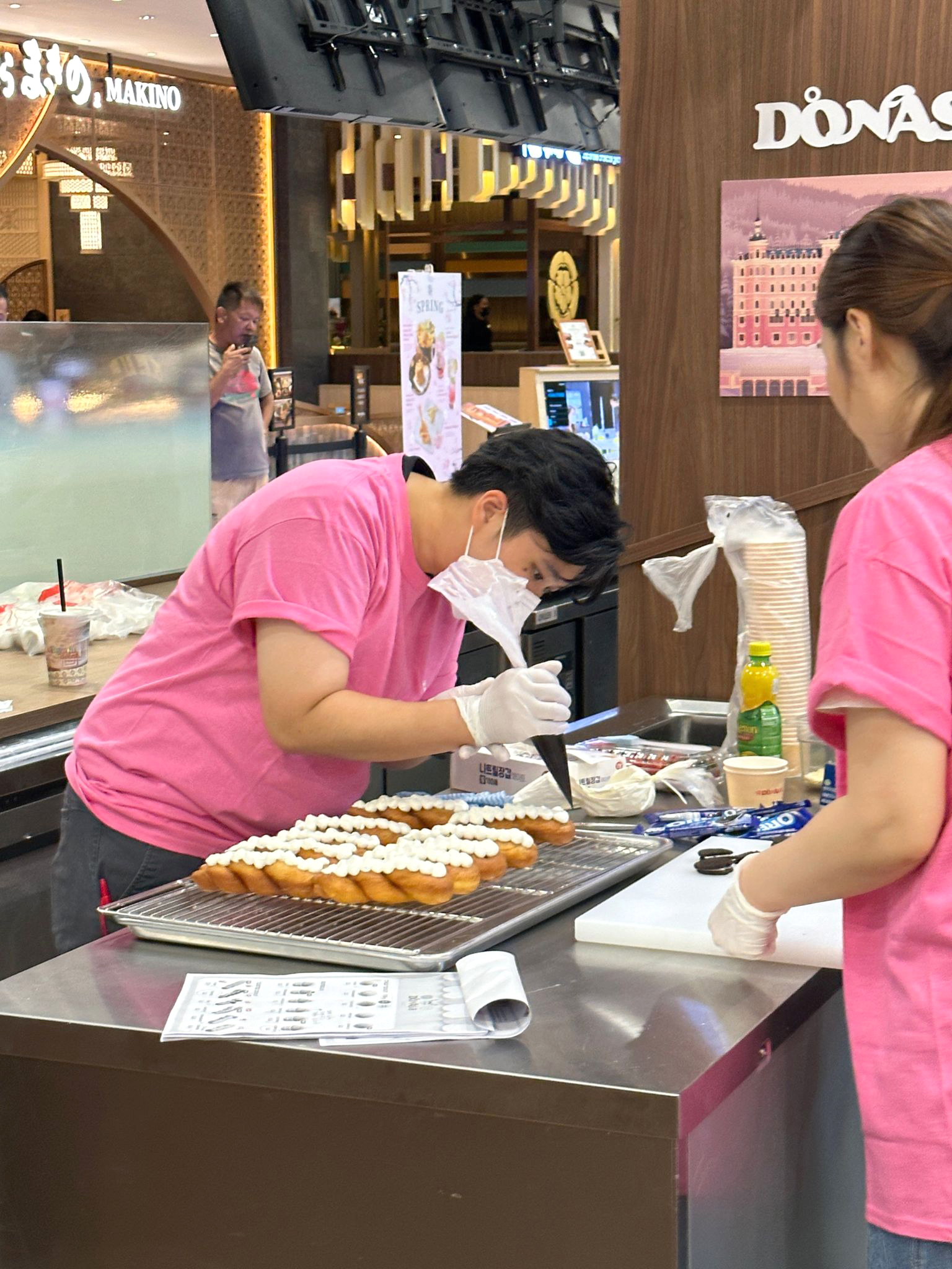 Viral Korean 10 Won Coin Pancake At New Doughnut Kiosk In Great World