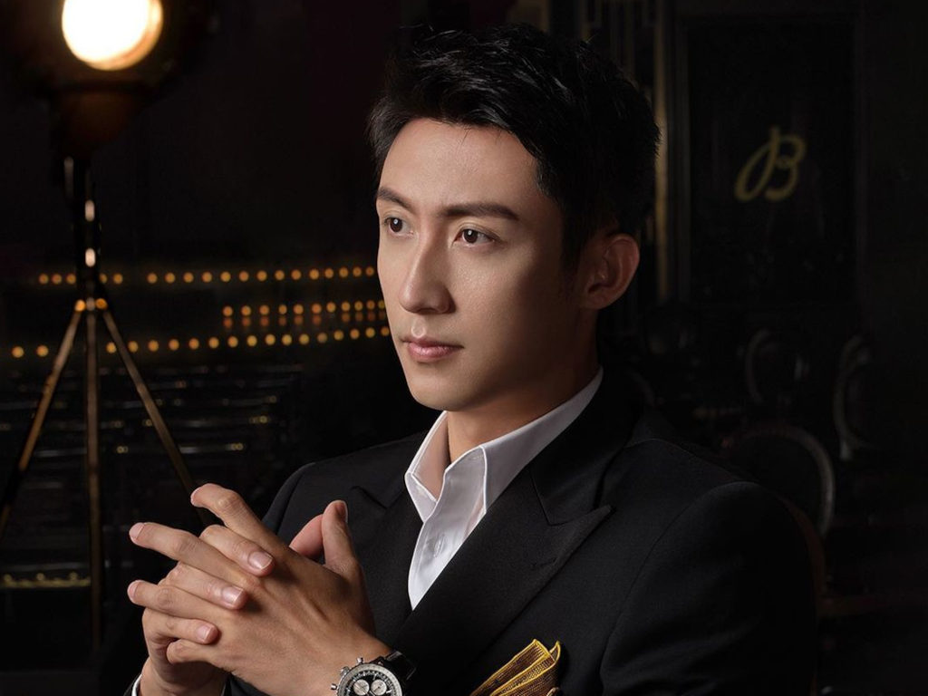 Johnny Huang denies latest rumours concerning Wang Yuxin