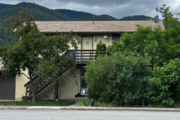 Idaho dad kills entire family of neighbours after their teen son exposed himself to kids