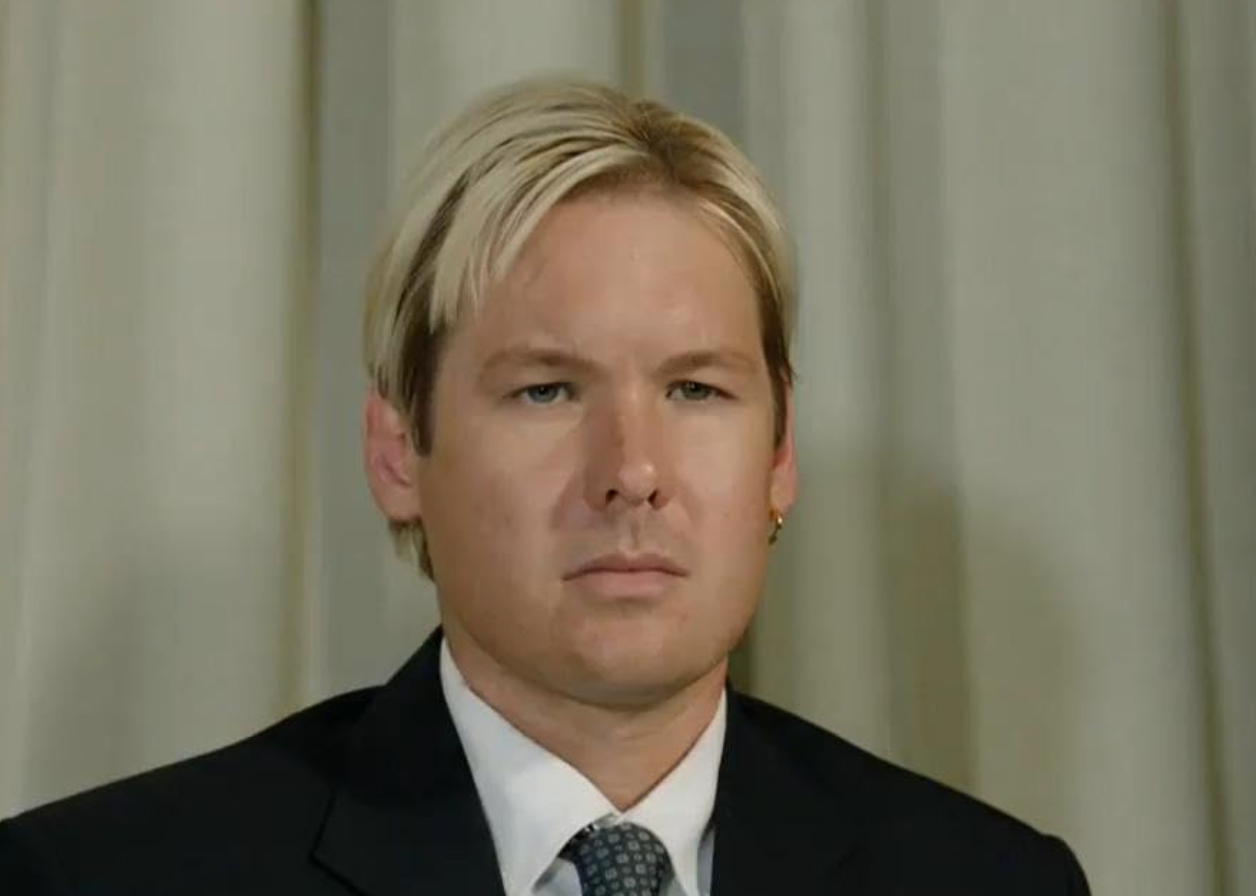 Spin King Shane Warne likely spinning in his grave after new mediocre mulleted miniseries roasted online