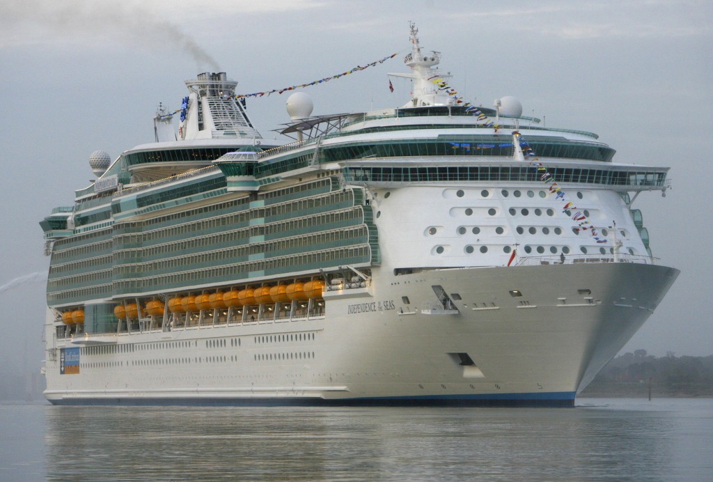 Dramatic video shows Royal Caribbean cruise ship passengers panic during freak storm