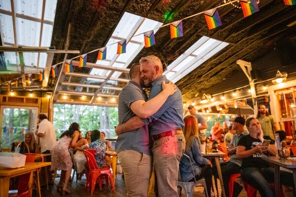 Red States, Rainbow Towns Red States, Rainbow Towns