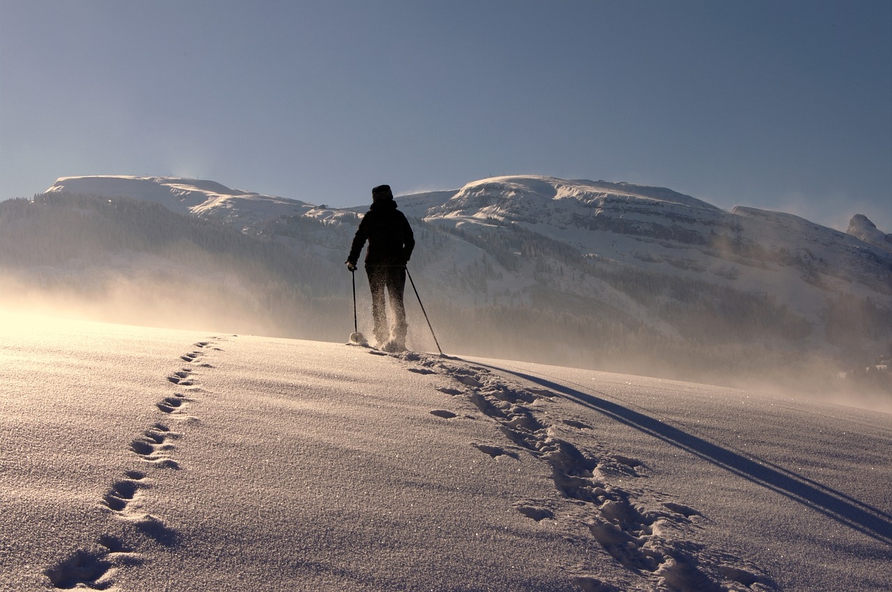 Bizarre phenomenon of ‘paradoxical undressing’ before people freeze to death