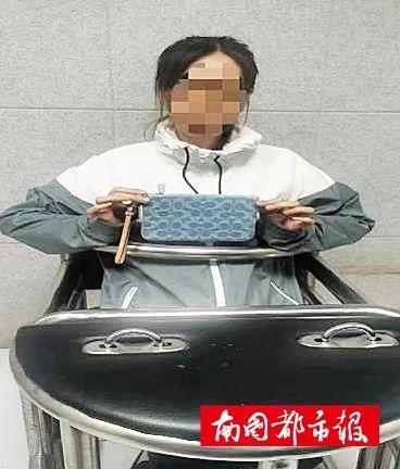 她很嚣张：“有本事来抓我啊！” 警方：来了！