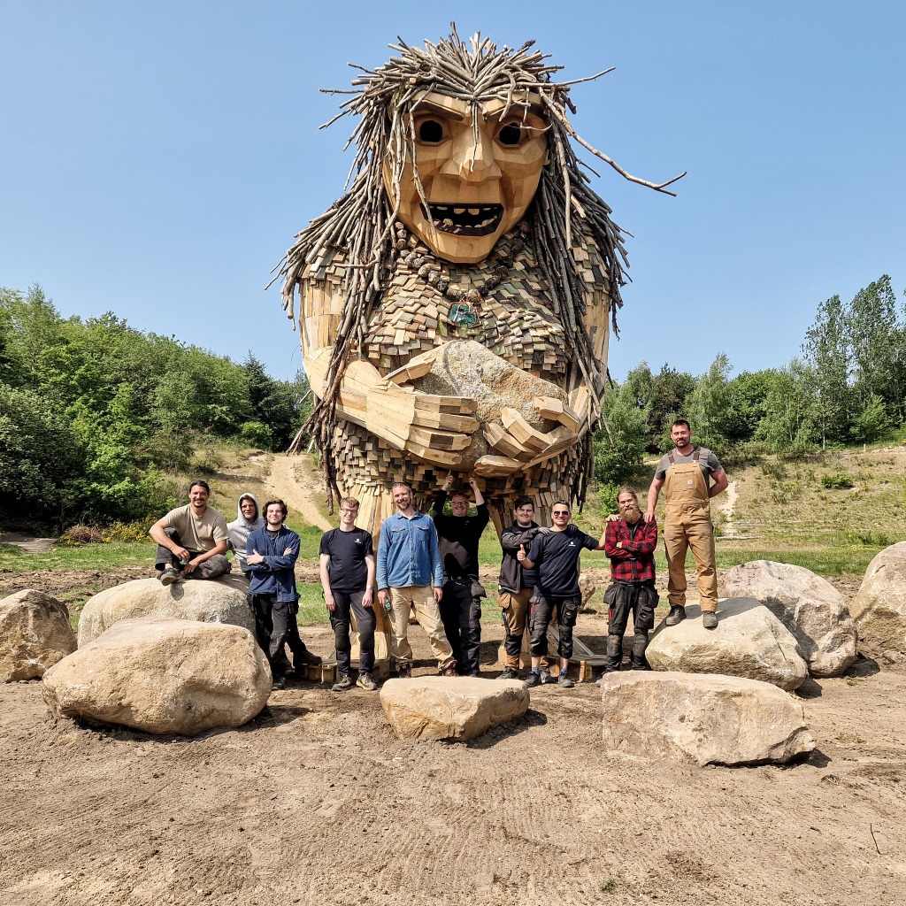Recycled art activist debuts 20-foot ‘Big Rusty’ troll sculpture in New Jersey