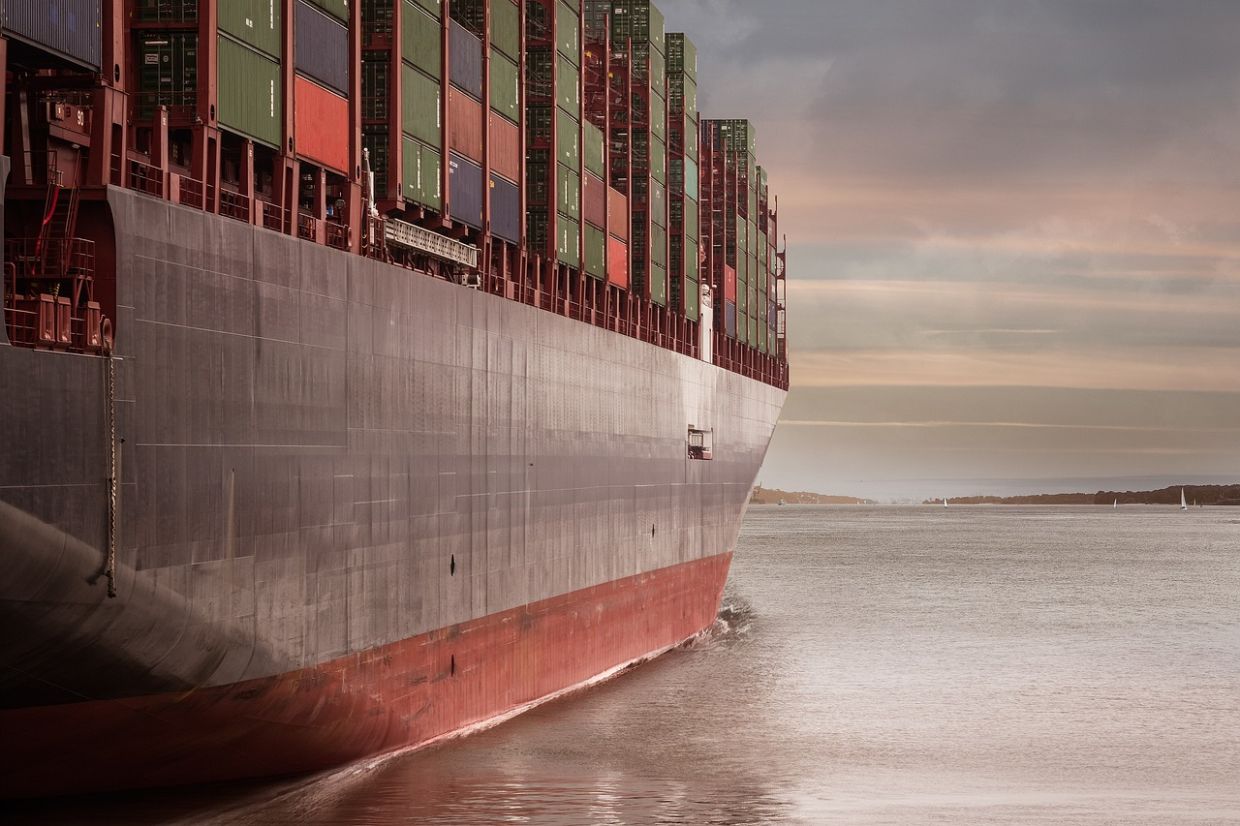 Singapore exports fall for 12th month in Sept but recovery seen