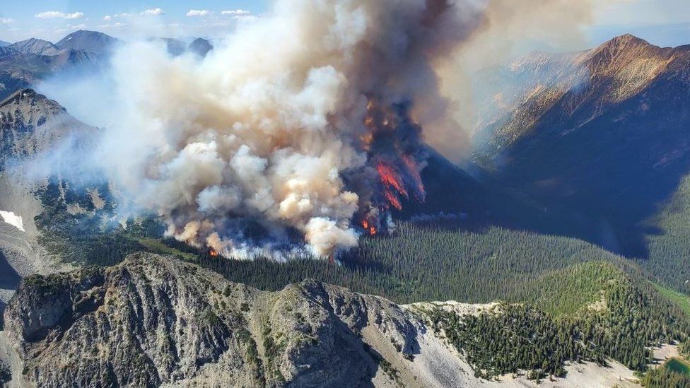 Young firefighter killed as Canada battles wildfires