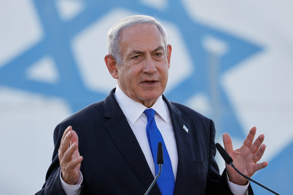 Benjamin Netanyahu reportedly rushed to hospital after passing out, hitting head