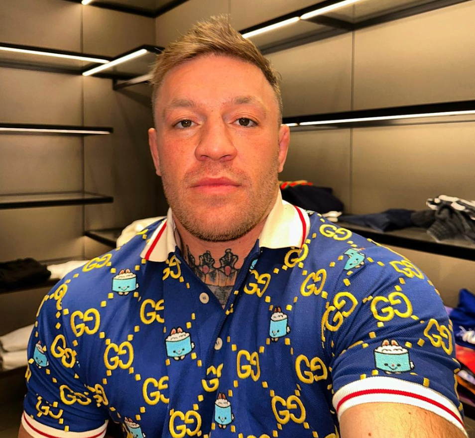 Conor McGregor frantically makes getaway from Merseyside pub after aunt's funeral