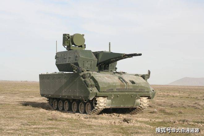 FNSS ACV-AD防空系统平台在国际上首次亮相
