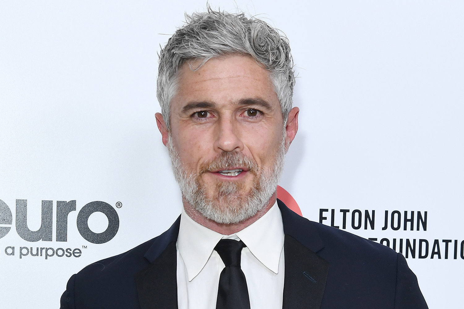 Dave Annable wants a Brothers and Sisters reunion: 'We didn't get to say goodbye'