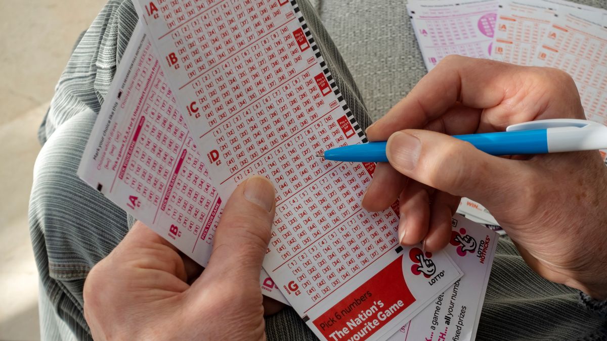Lotto results: Winning numbers for £2m National Lottery jackpot plus Thunderball