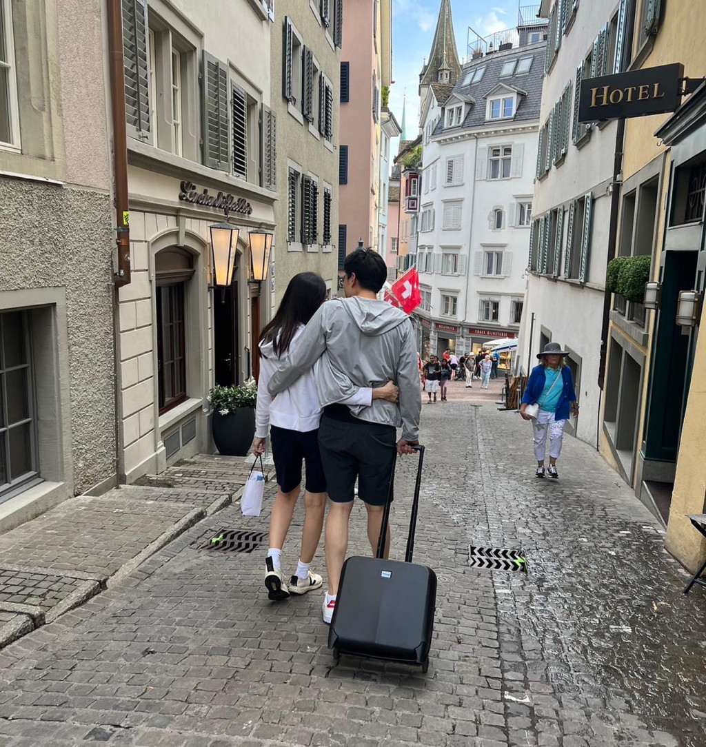 最美变性人Poyd嫁入豪门生活曝光 瑞士度蜜月老公一举动放闪