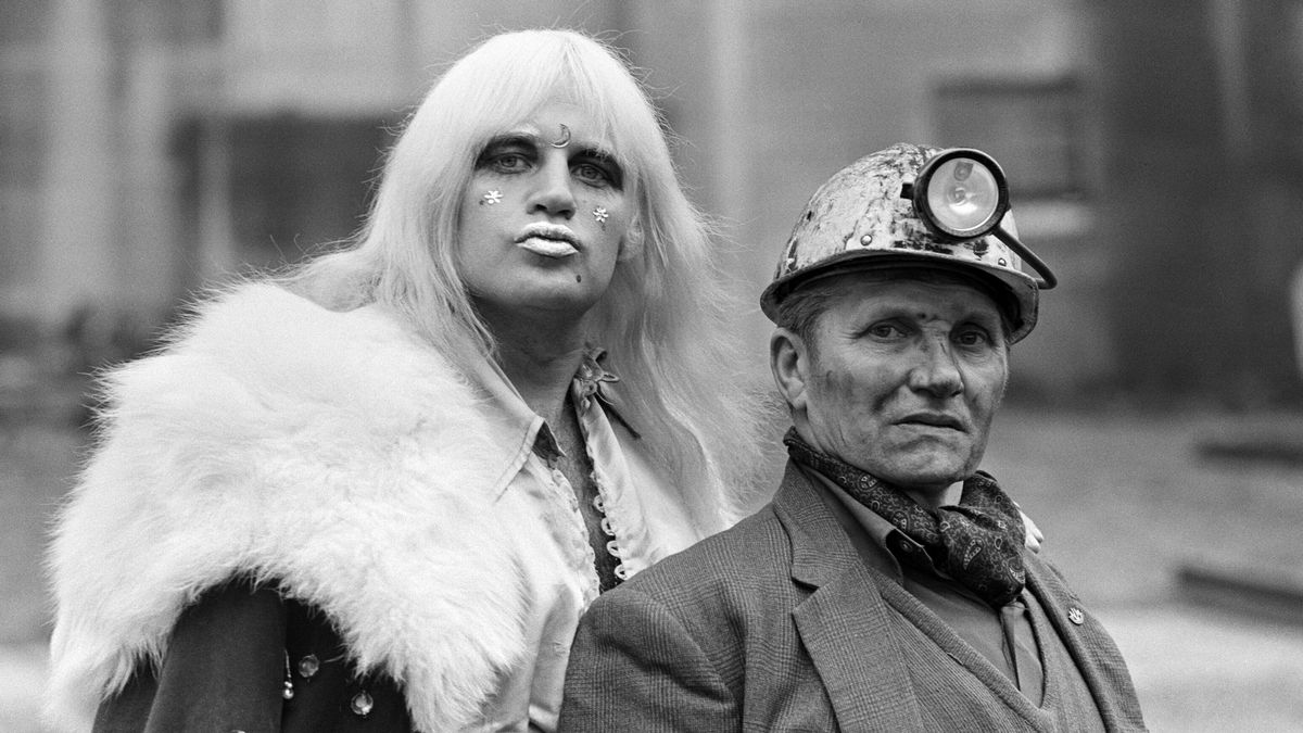 British wrestling legend Adrian Street who 'ripped out Jimmy Savile's hair' dies