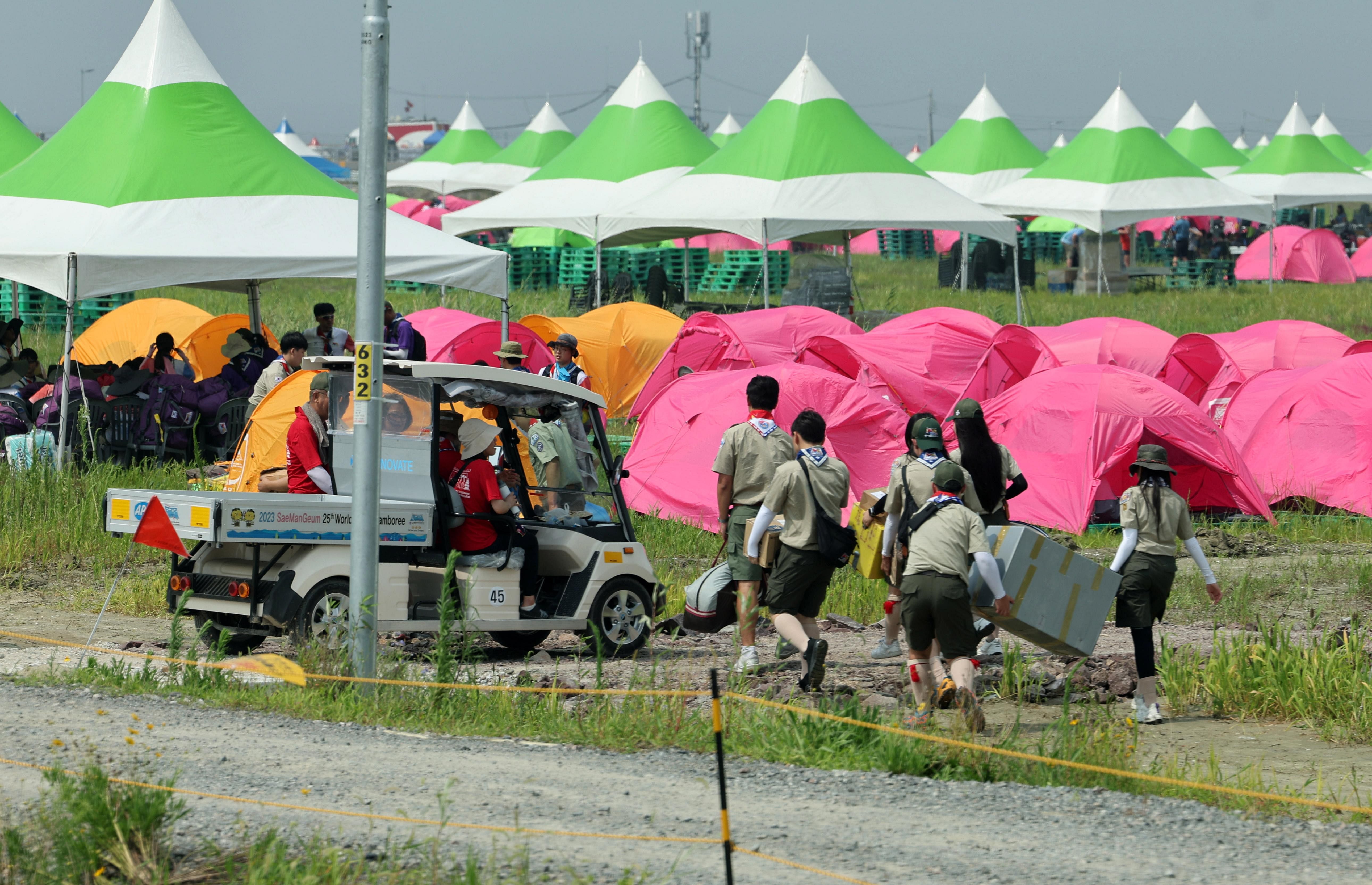 Hundreds of scouts suffer heat exhaustion in Korean heatwave Nestia