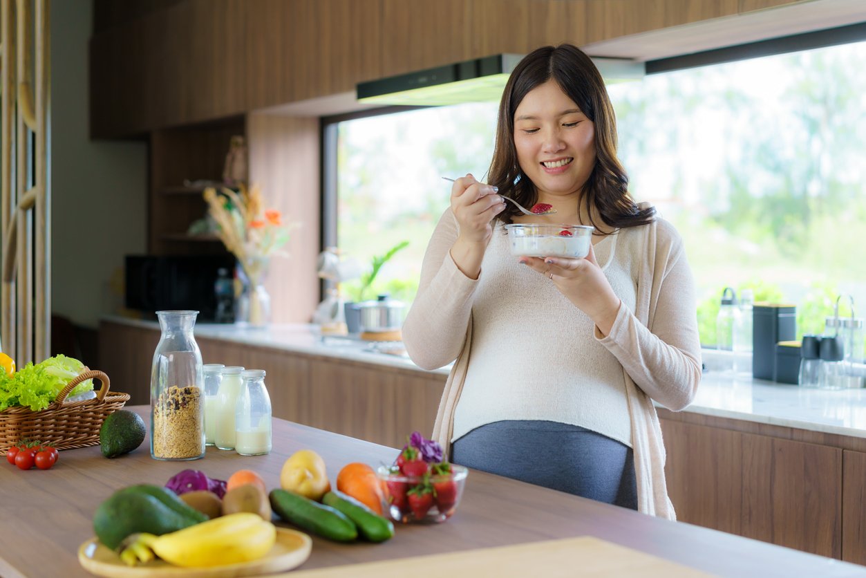 Food Pyramid for Pregnant Women: What to Eat and What to Avoid