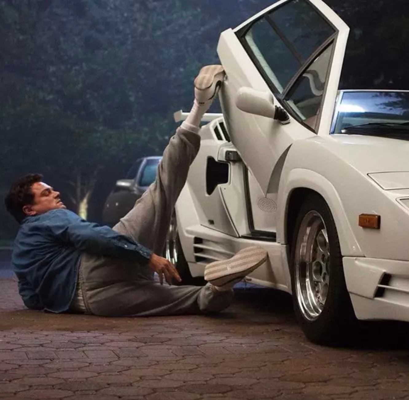 Real Jordan Belfort from Wolf Of Wall Street explains what taking ludes was like