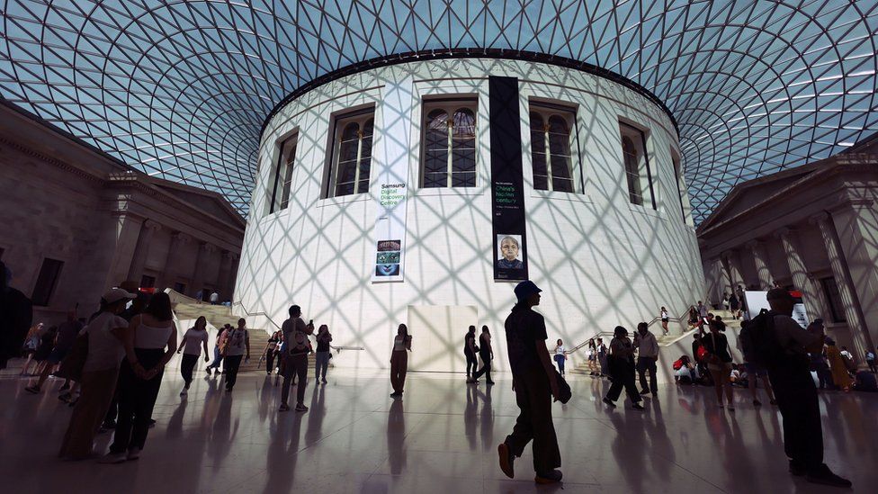 British Museum: Accused thief not talking or co-operating, chairman tells BBC