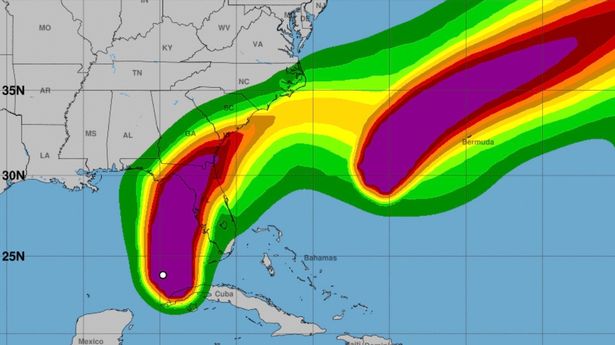 Frightening storm maps show Hurricane Idalia looping around to hit Florida TWICE