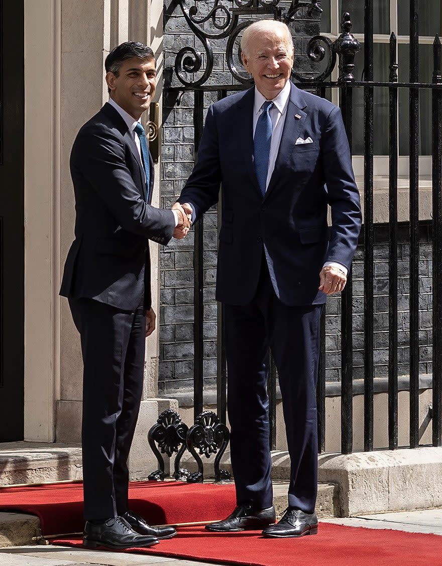 ‘Rishi Sunak needs a new tailor and King Charles’ suits require more pressing’