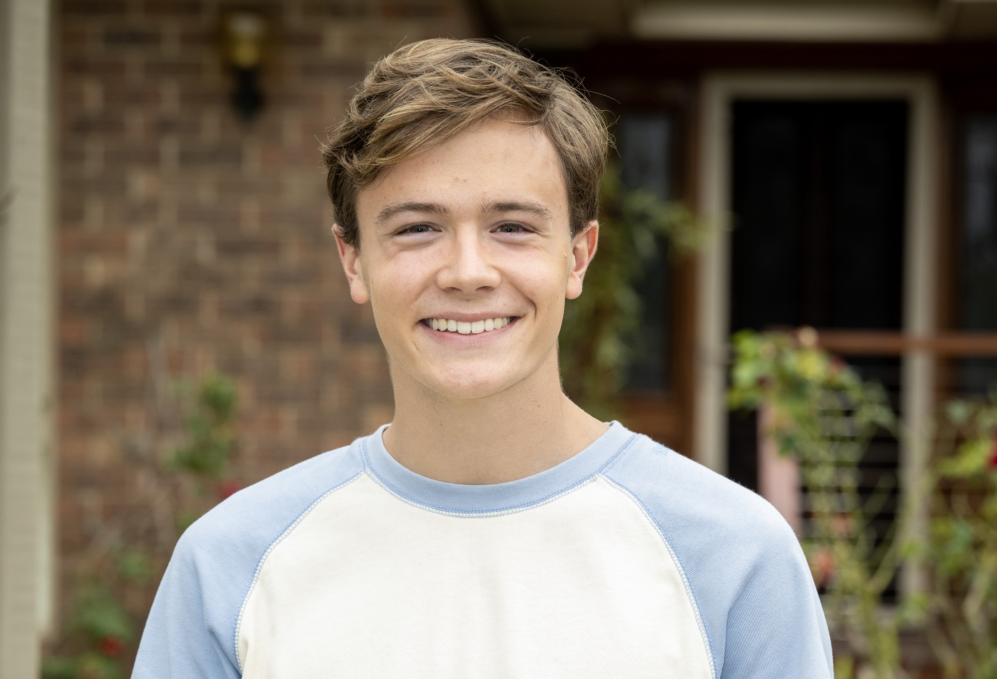 What is JJ Varga-Murphy up to in Neighbours?