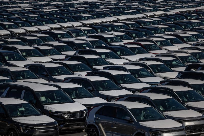 U.S. new vehicles sales to rise in September - report