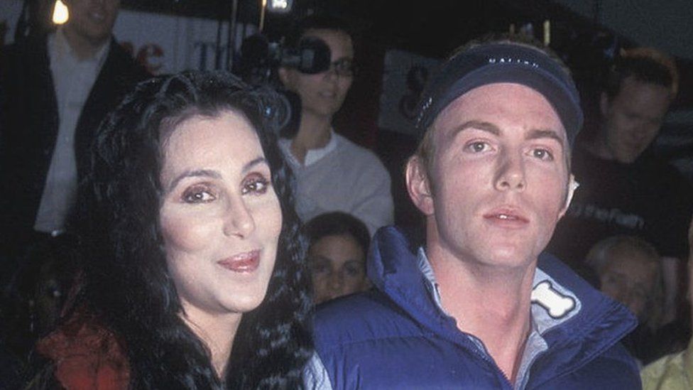 Cher accused of hiring men to kidnap her son