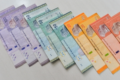 Ringgit likely to trend lower versus US dollar next week