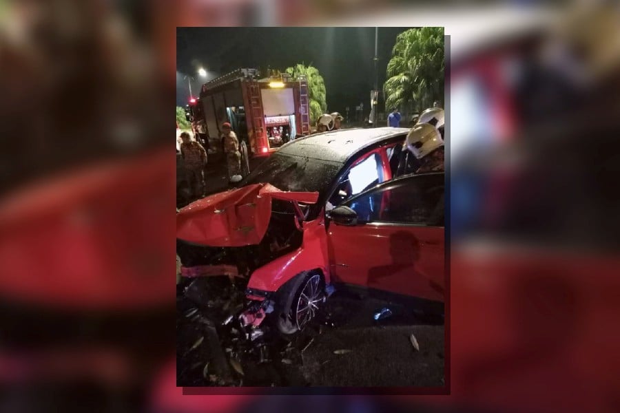 Man killed after X50 crashes into a tree in JB