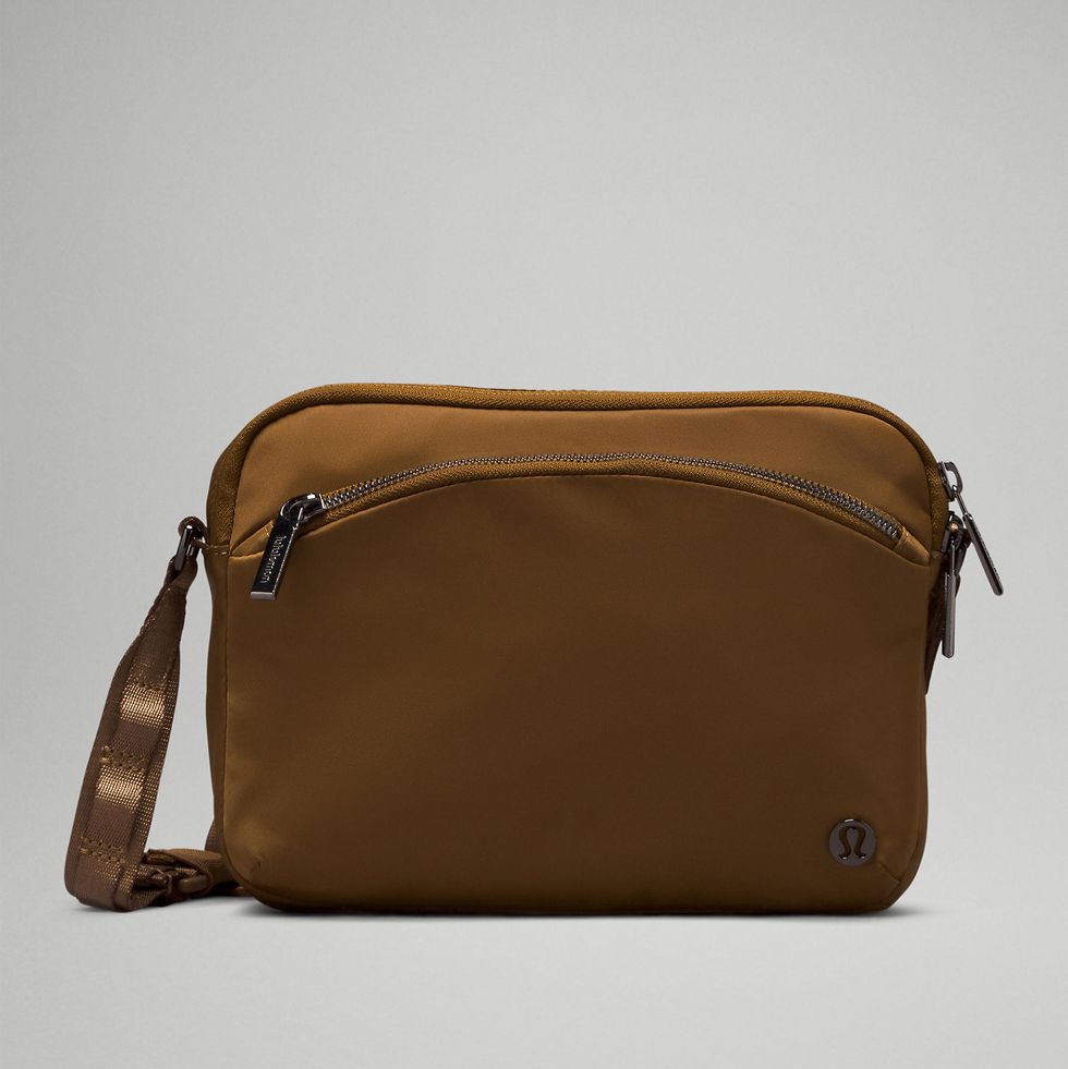 The 15 Best Waterproof Crossbody Bags Are Surprisingly Sleek