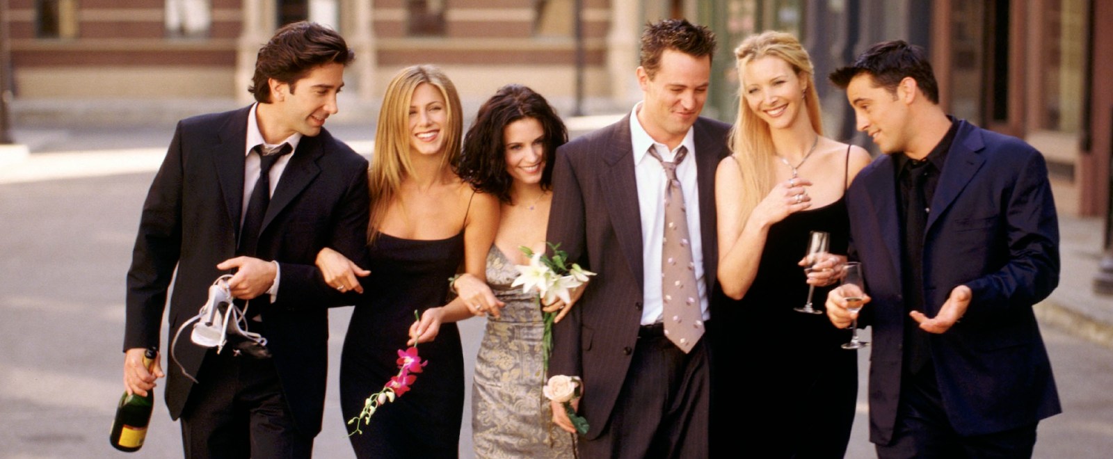 The ‘Friends’ Cast Is Trying To Figure Out How To Celebrate The 20th Anniversary Of The Series Finale Without Matthew Perry