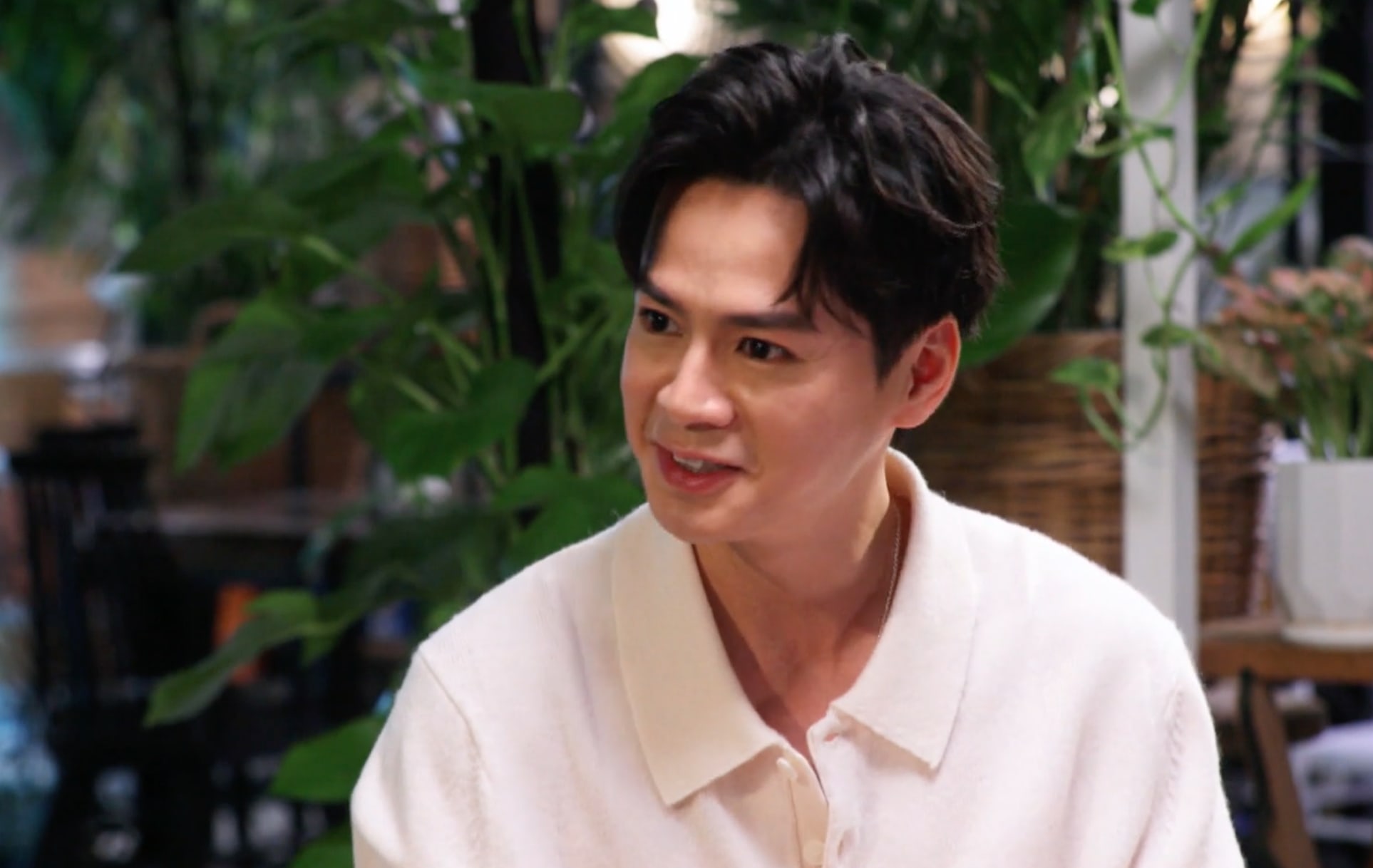 Him Law Thought His Career Was Over When HK Media Accused Him Of Being A Gigolo, Then He Got Cast In A TVB Drama Where He Met Wife Tavia Yeung