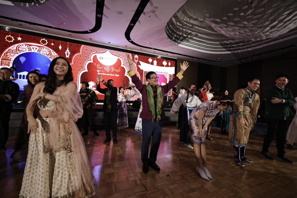香港律师会康体晚会 丝绸之路为题 逾600嘉宾出席