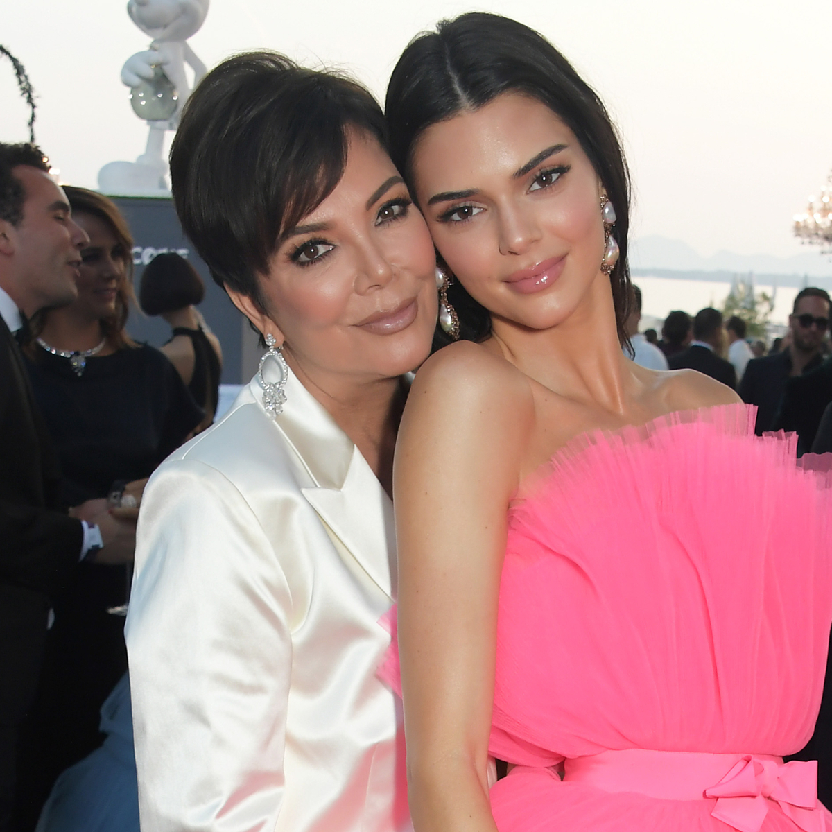 Kendall Jenner Reveals How She Navigates "Heated" Conversations With Momager Kris Jenner