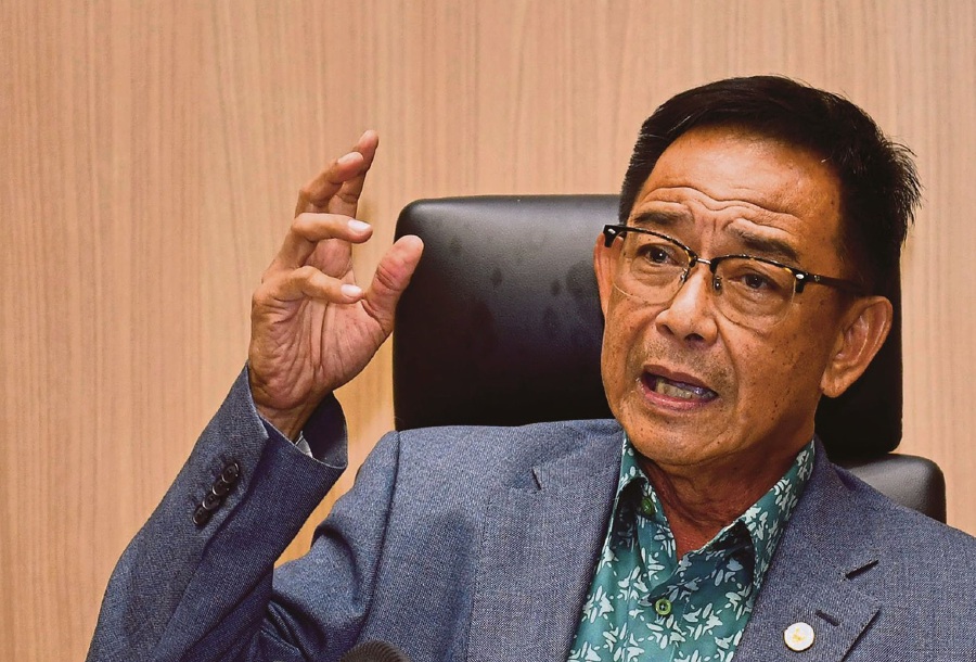 Borneo Cultures Museum receives 41 historical artefacts