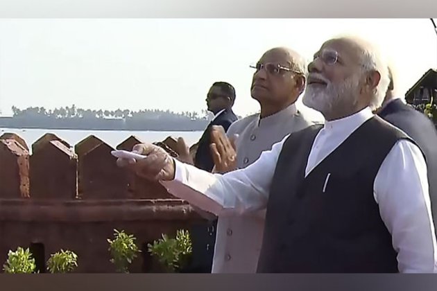 PM Modi unveils Chhatrapati Shivaji Maharaj statue at Rajkot Fort in Maharashtra's Sindhudurg