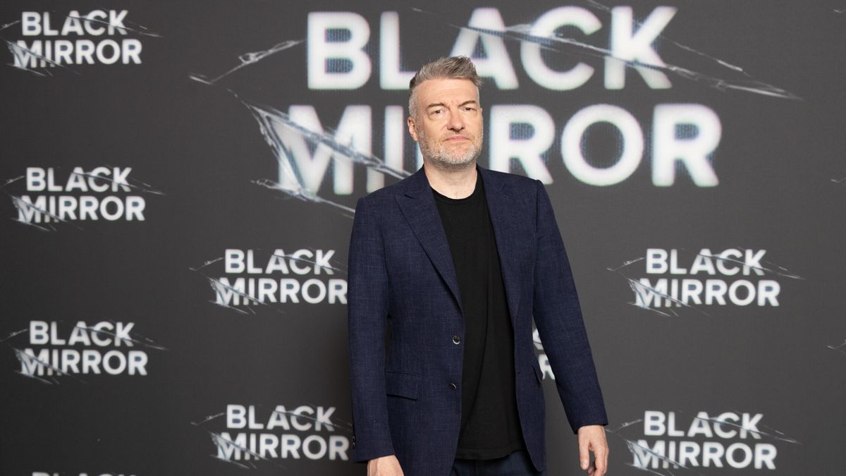 Netflix fans are only just working out creepy meaning behind Black Mirror name