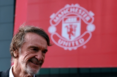 British billionaire Ratcliffe completes purchase of minority stake in Man United