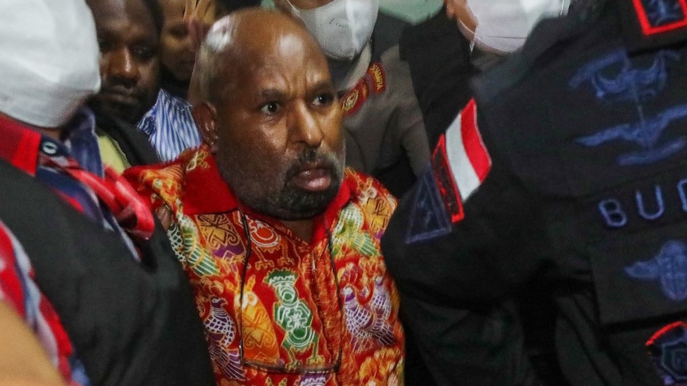 Former Papua Governor's Death While Serving Time For Corruption Sparks ...