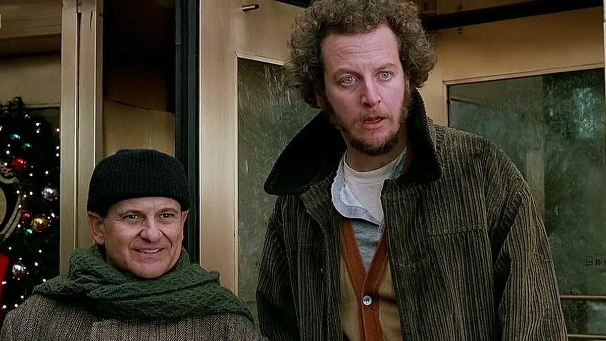 Home Alone fans are just realising who plays police officer at beginning of the film