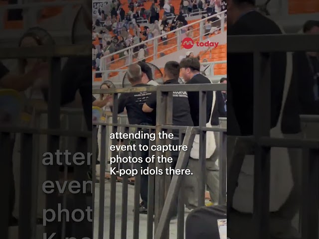 Fights break out at Golden Disc Awards in Jakarta