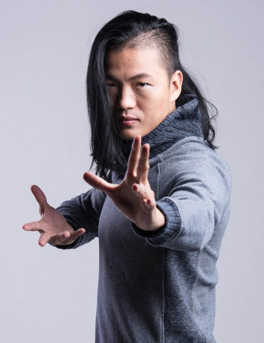 武舞艺术家李劲松入选　英国伦敦出版社大马成功人士百科大全